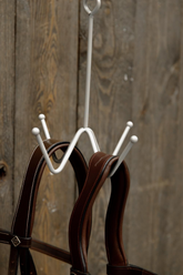 Kentucky Horsewear Bridle Hook 4 prong with wall attachment